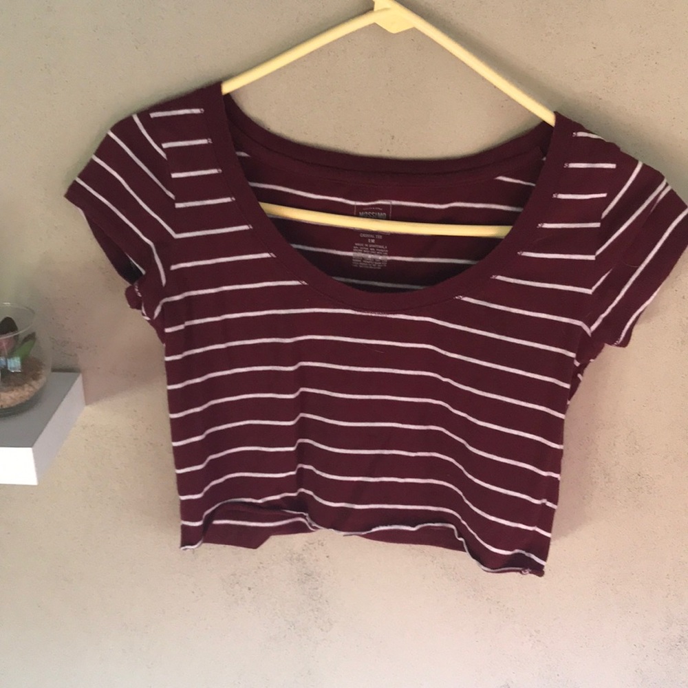 Mossimo red and white stripped crop top (M)